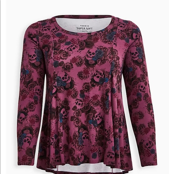 TORRID WOMEN’S FIT & FLARE TEE - SUPER SOFT SKULL ROSES BLACK SIZE 4X NWT - Picture 5 of 5